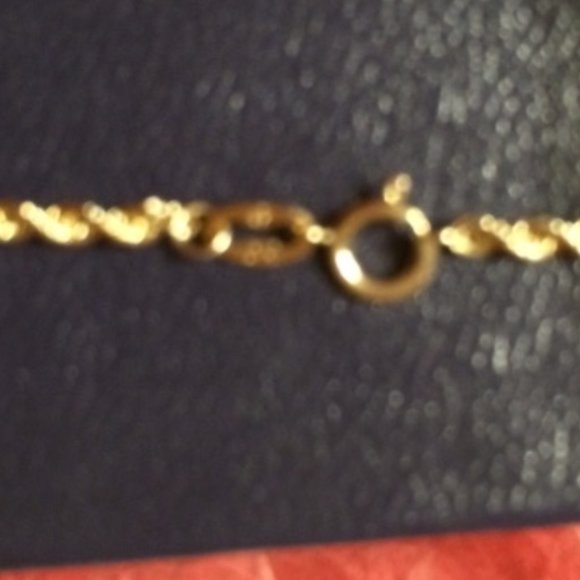 COPY - Beautiful 10KT, 1.7mm Gold Rope Chain Set (Chain, Earrings & Bracelet)- … - Picture 11 of 16